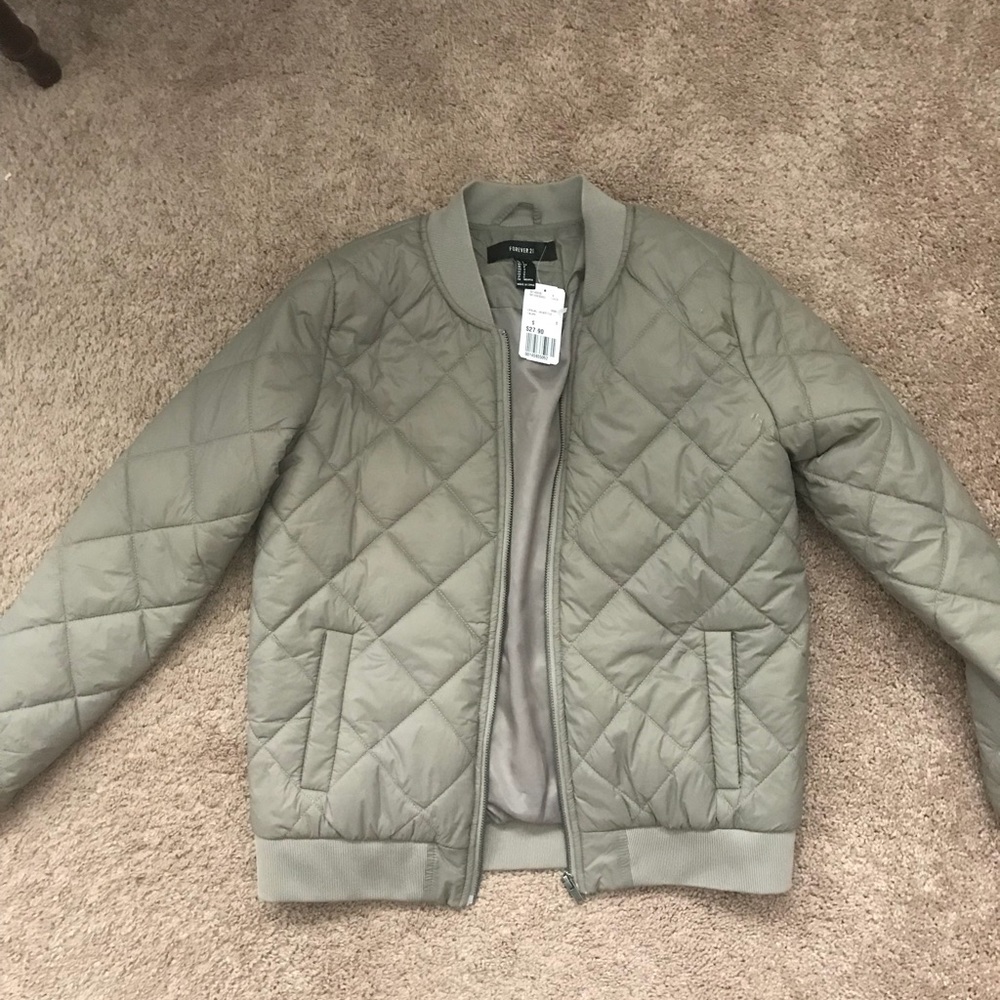 BRAND NEW W TAGS Forever 21 Grey Jacket Windbreake